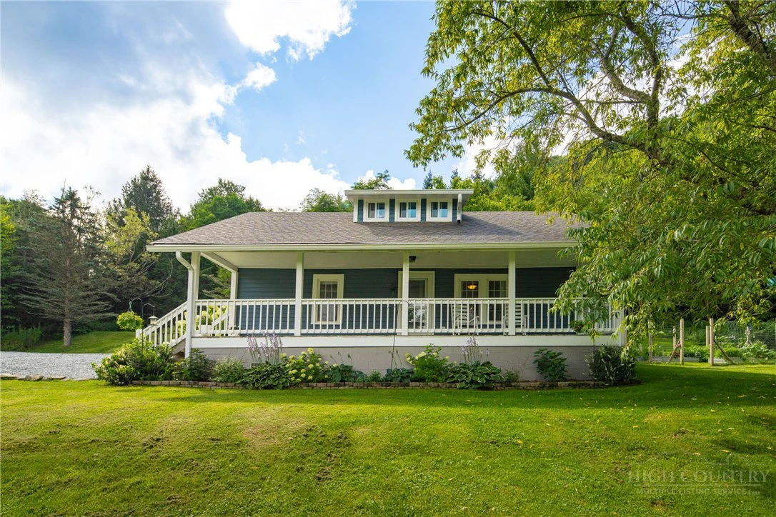 Image number 7 for the current listing