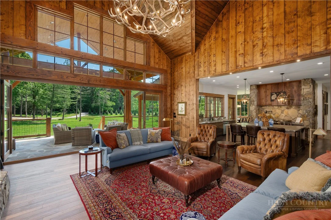 Image number 7 for the current listing