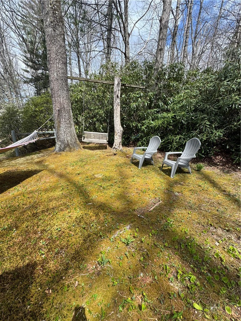 Image number 18 for the current listing