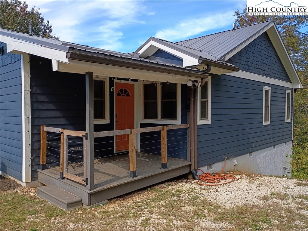 Image number 8 for the current listing