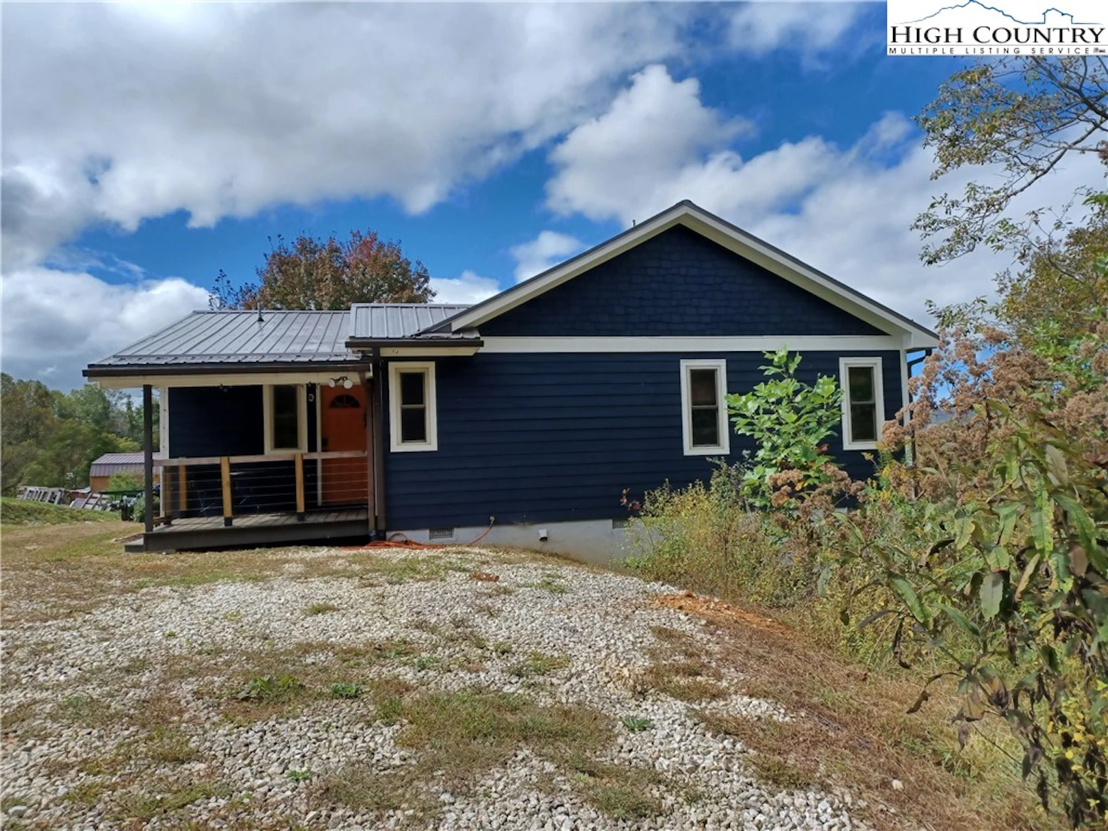 Image number 3 for the current listing