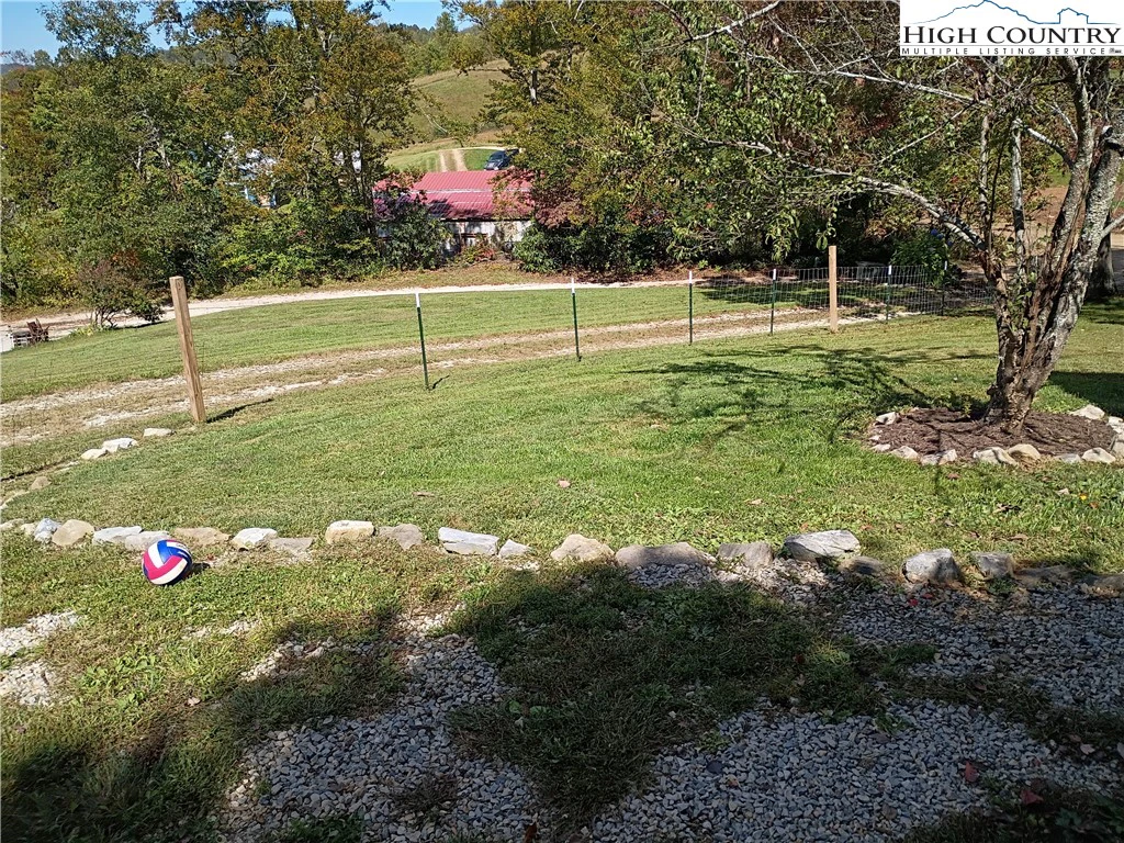 Image number 12 for the current listing