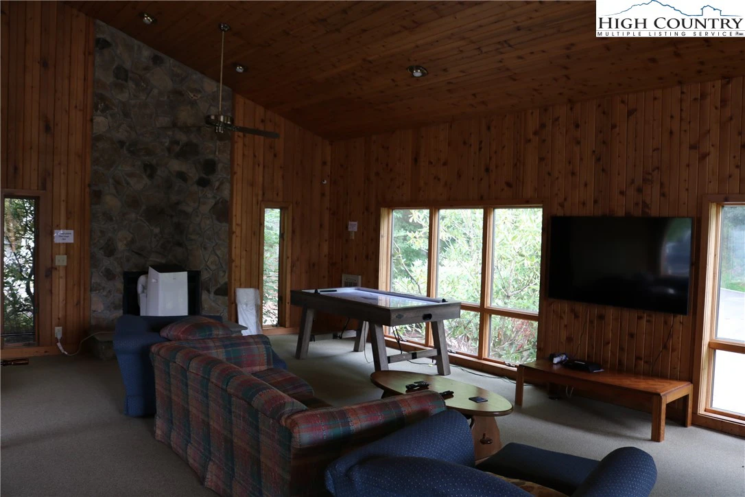 Image number 6 for the current listing
