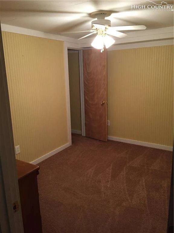 Image number 2 for the current listing