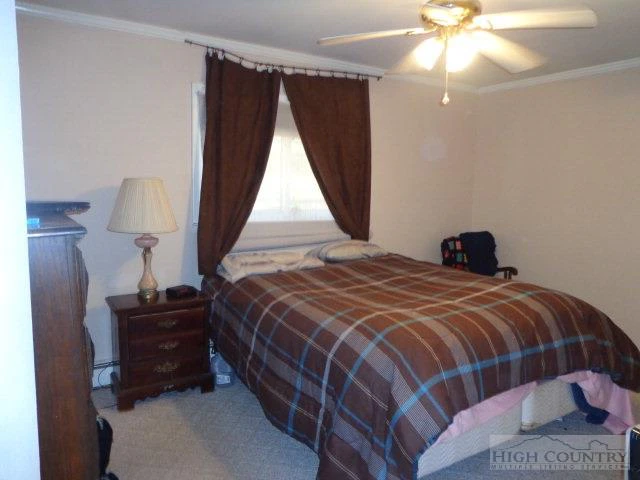 Image number 6 for the current listing