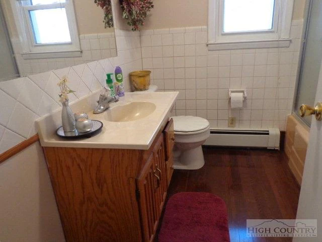 Image number 7 for the current listing