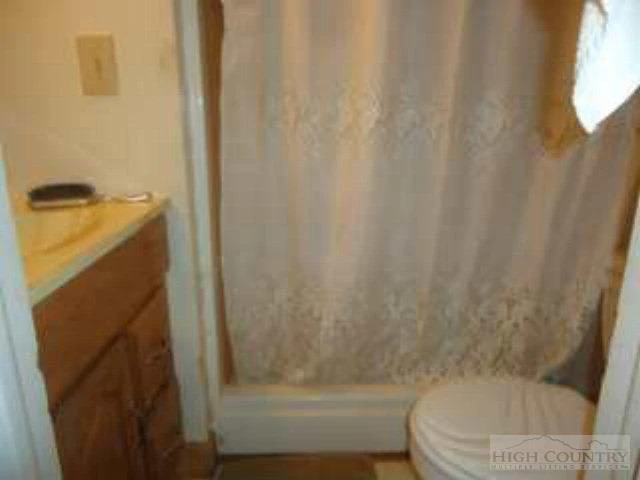 Image number 10 for the current listing