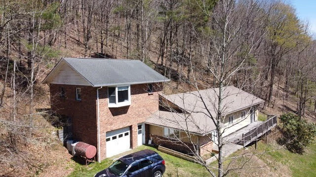 Image number 1 for the current listing