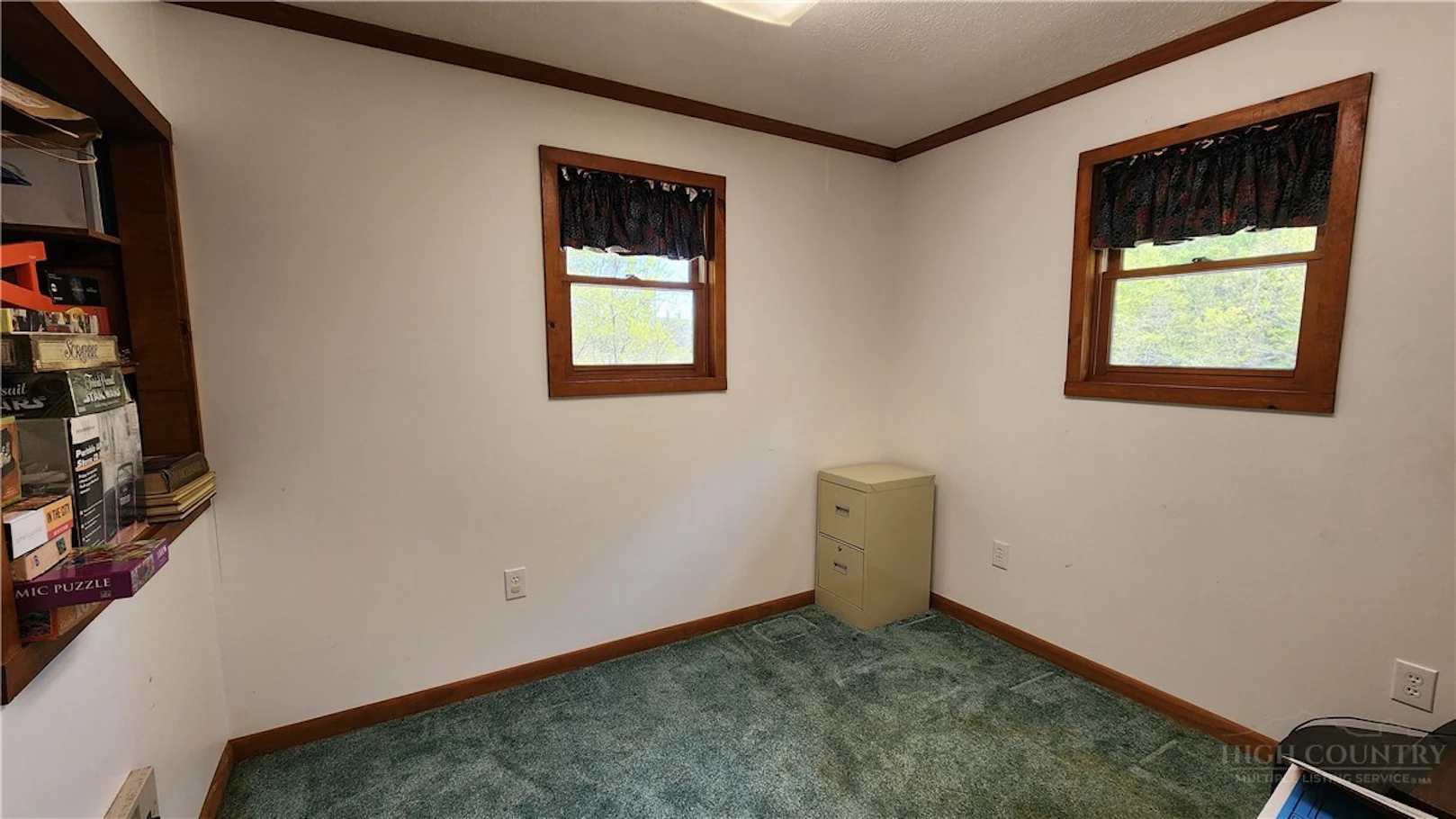 Image number 7 for the current listing
