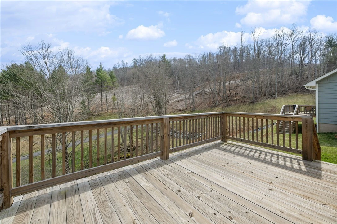 Image number 7 for the current listing