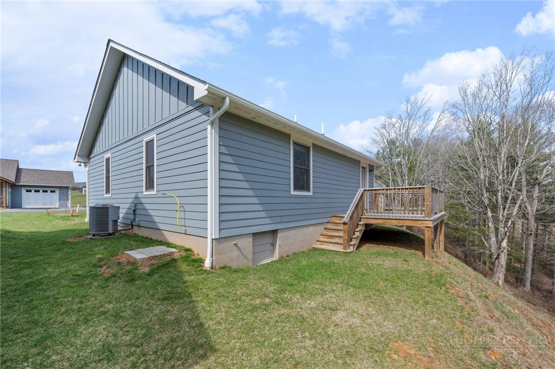 Image number 6 for the current listing