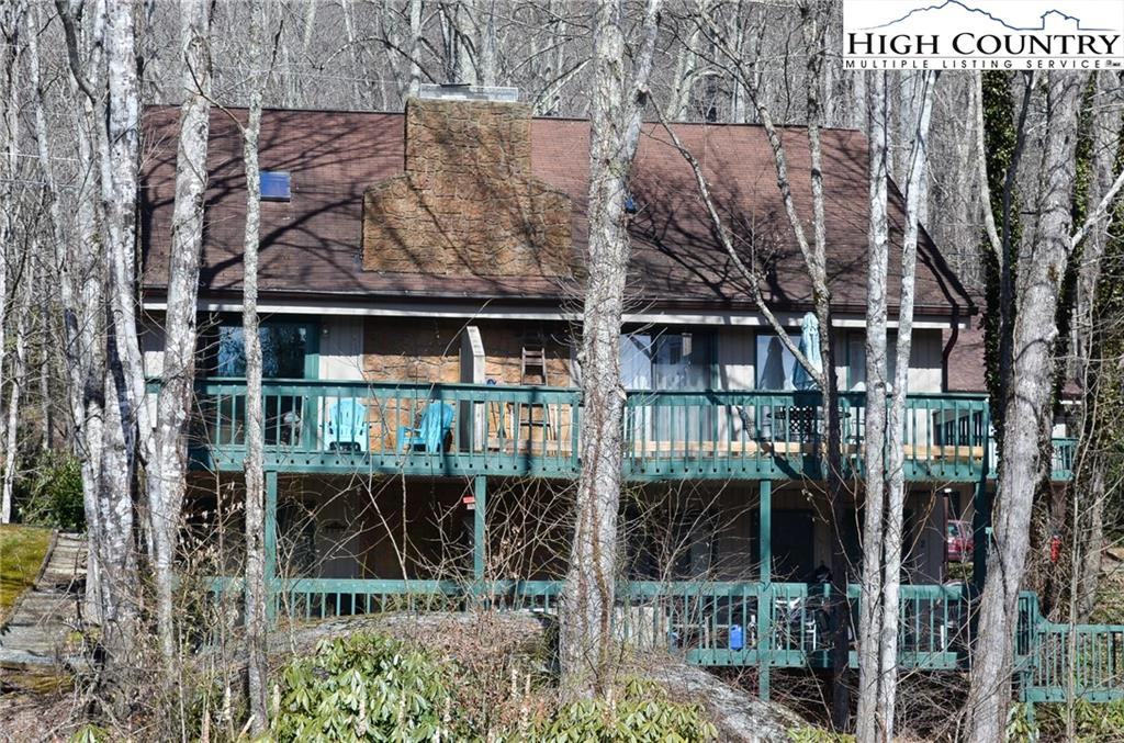 Image number 13 for the current listing
