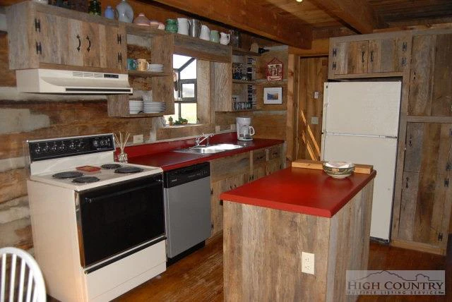 Image number 9 for the current listing