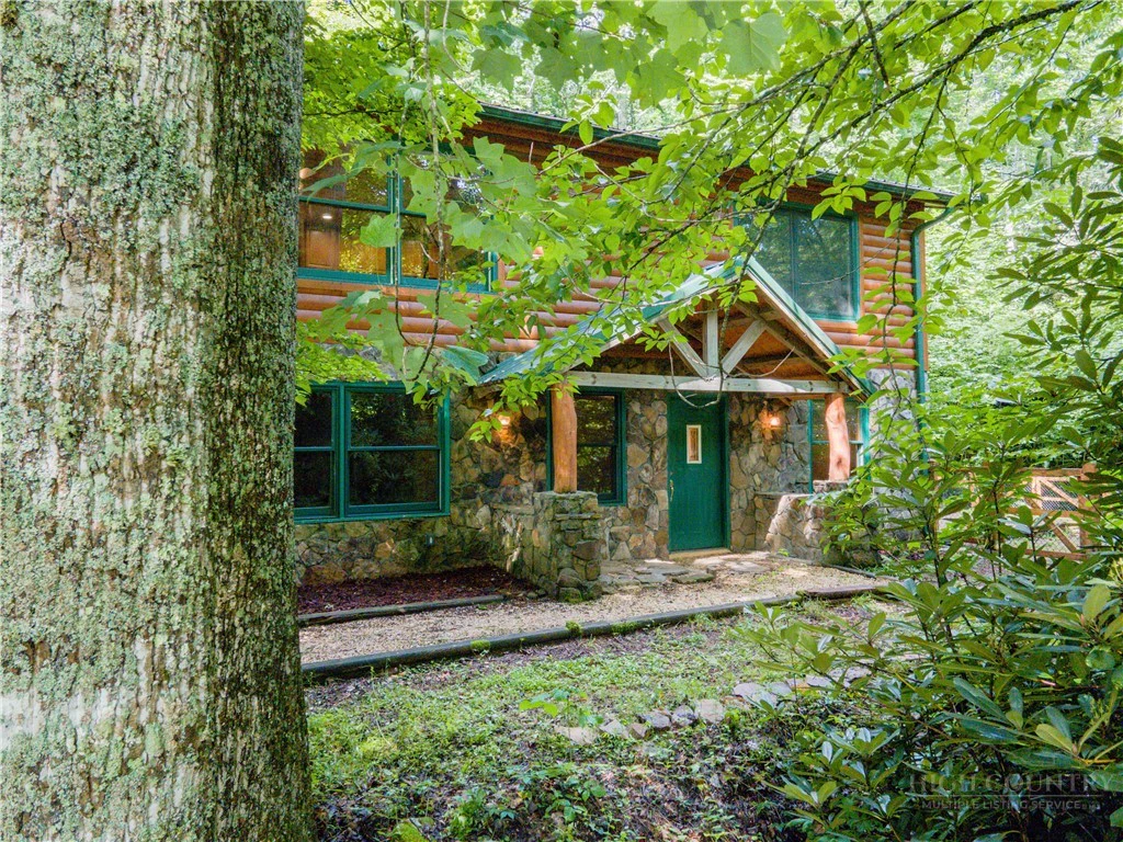 Image number 2 for the current listing