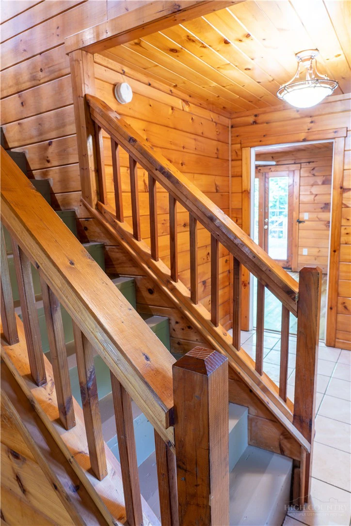 Image number 12 for the current listing