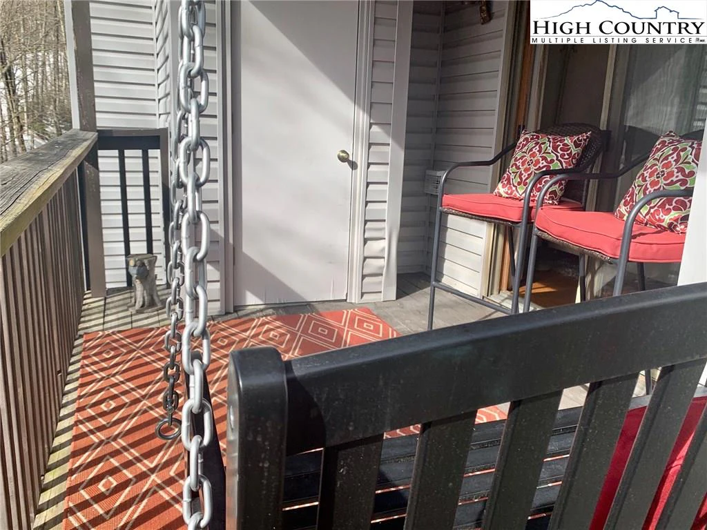 Image number 2 for the current listing