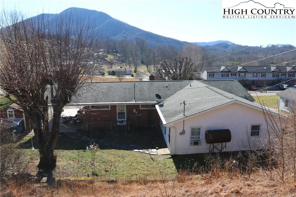 Image number 5 for the current listing
