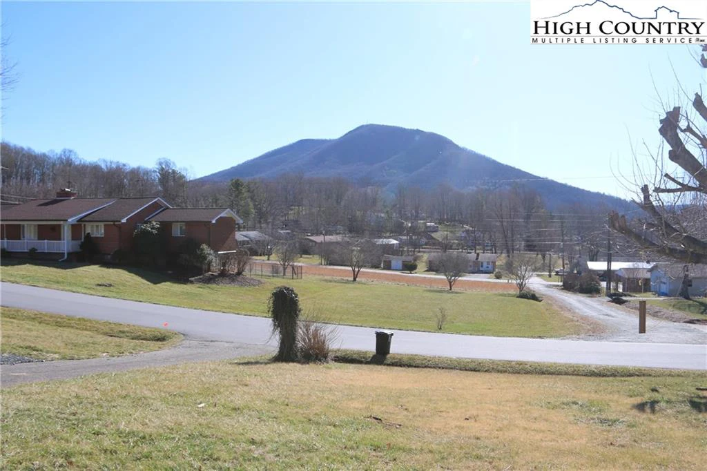 Image number 19 for the current listing