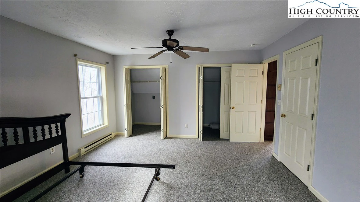 Image number 18 for the current listing
