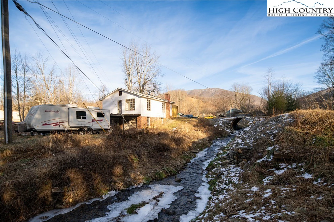 Image number 20 for the current listing
