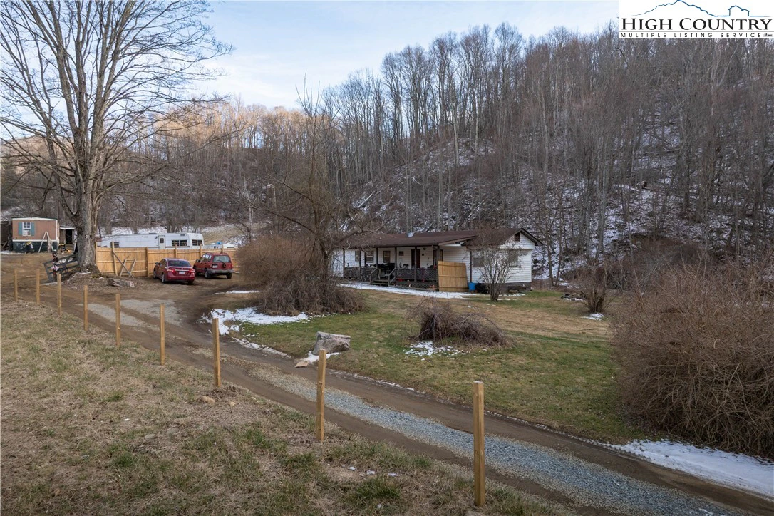 Image number 8 for the current listing