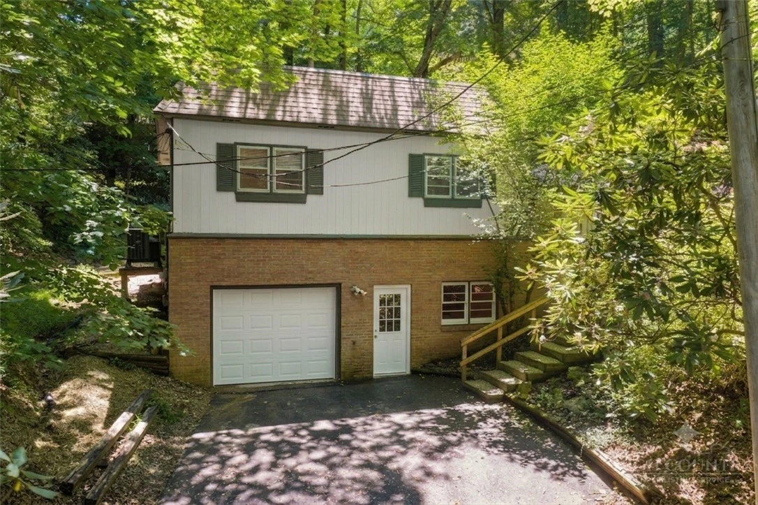 Image number 2 for the current listing