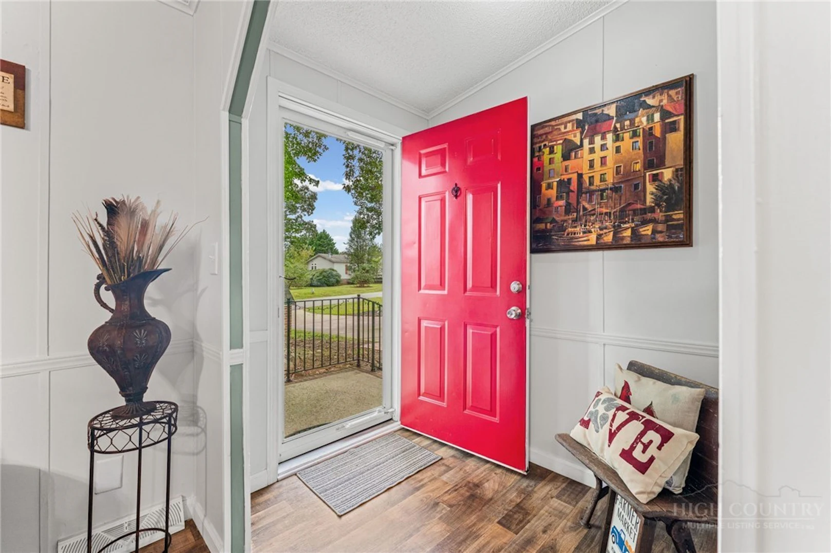 Image number 5 for the current listing