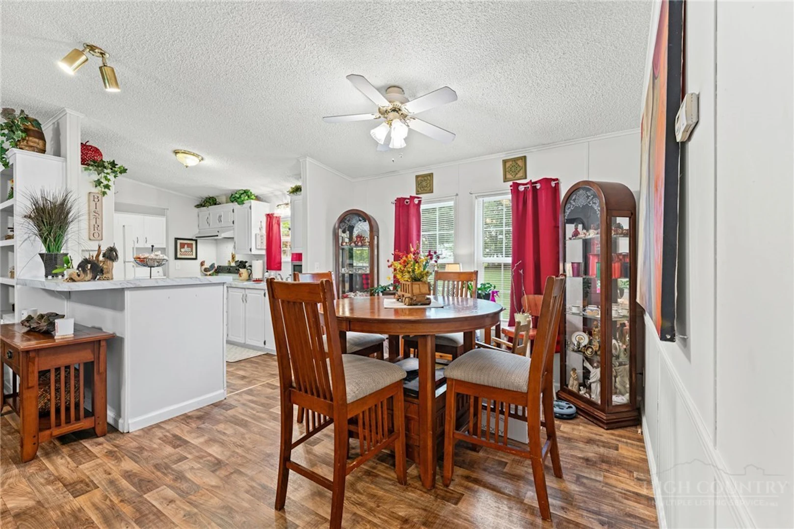 Image number 14 for the current listing