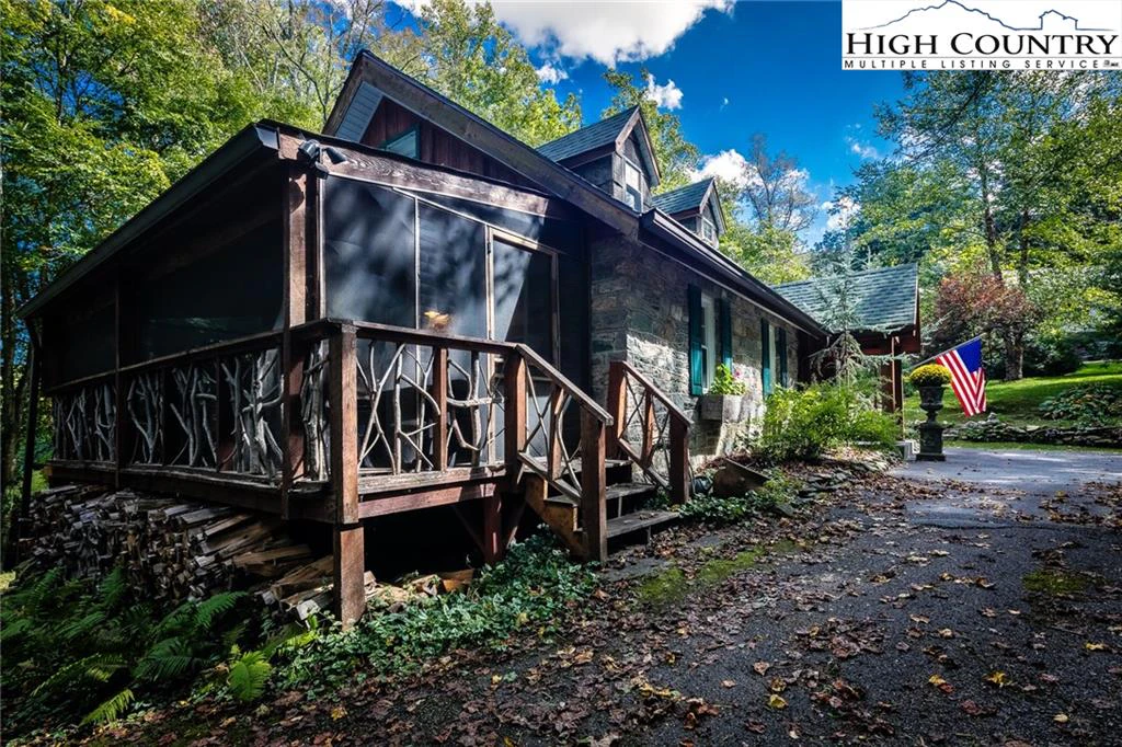 Image number 6 for the current listing