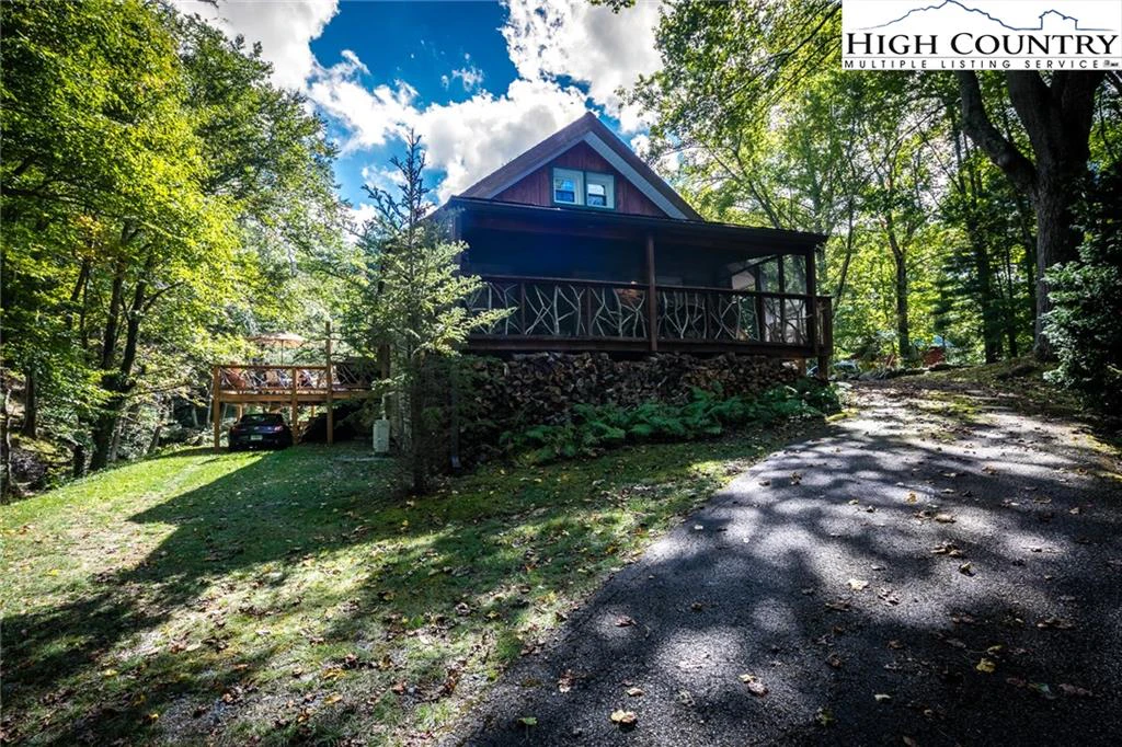 Image number 7 for the current listing