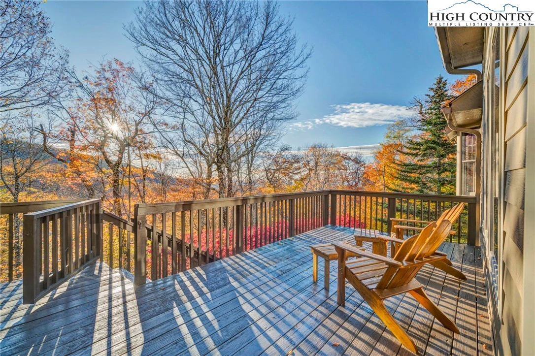 Image number 11 for the current listing