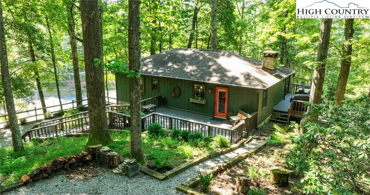 Image number 16 for the current listing