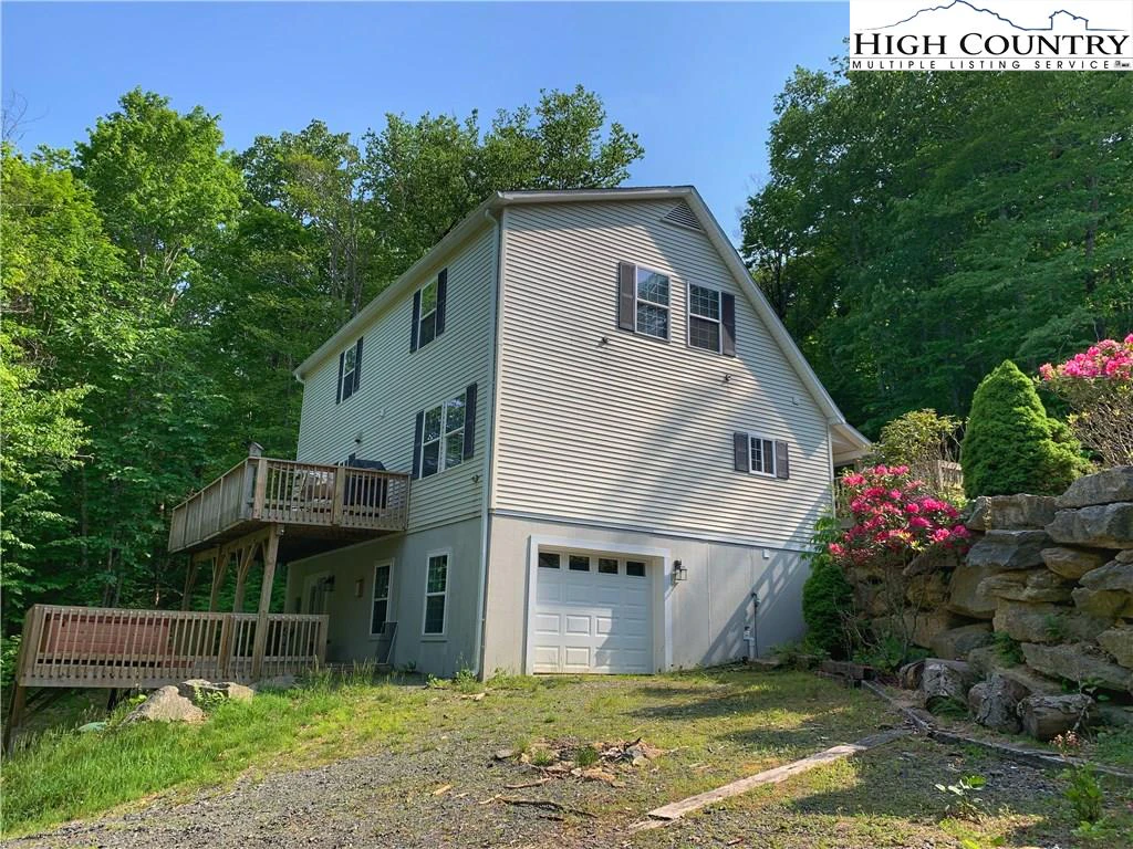 Image number 16 for the current listing