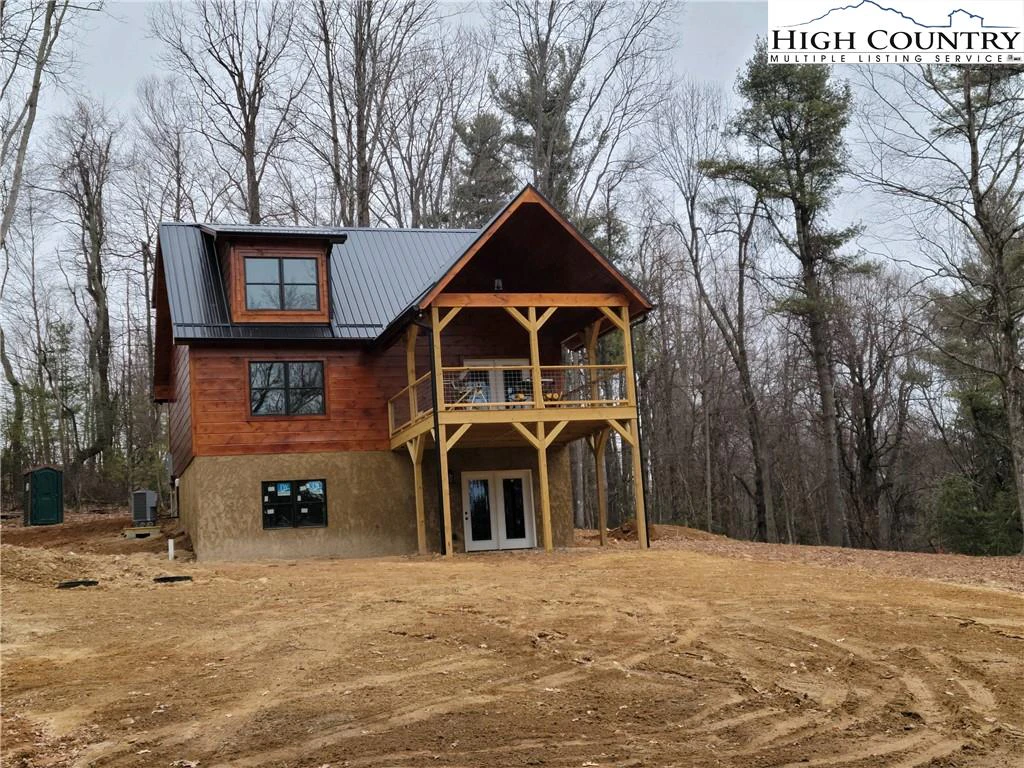 Image number 16 for the current listing