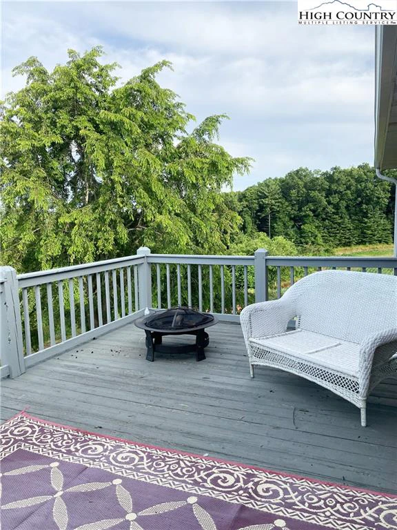 Image number 10 for the current listing