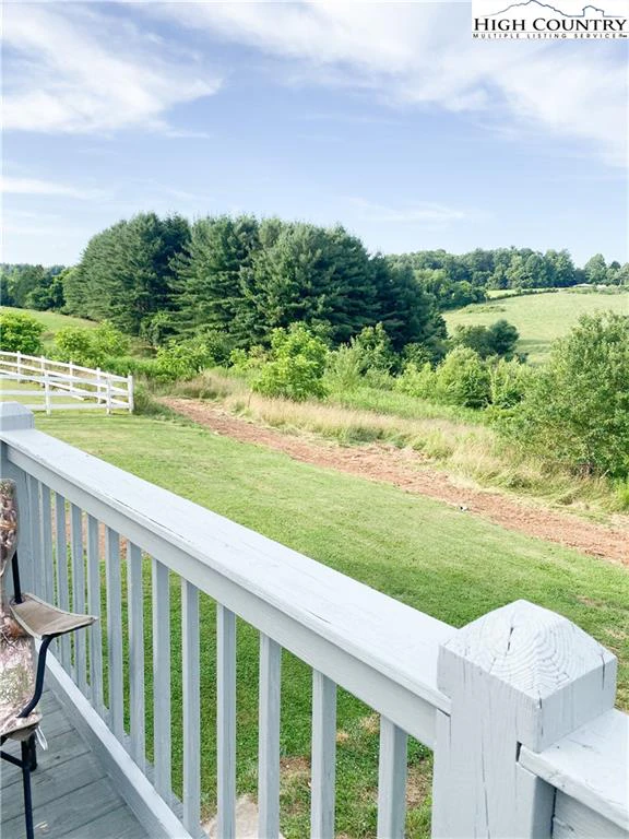 Image number 2 for the current listing