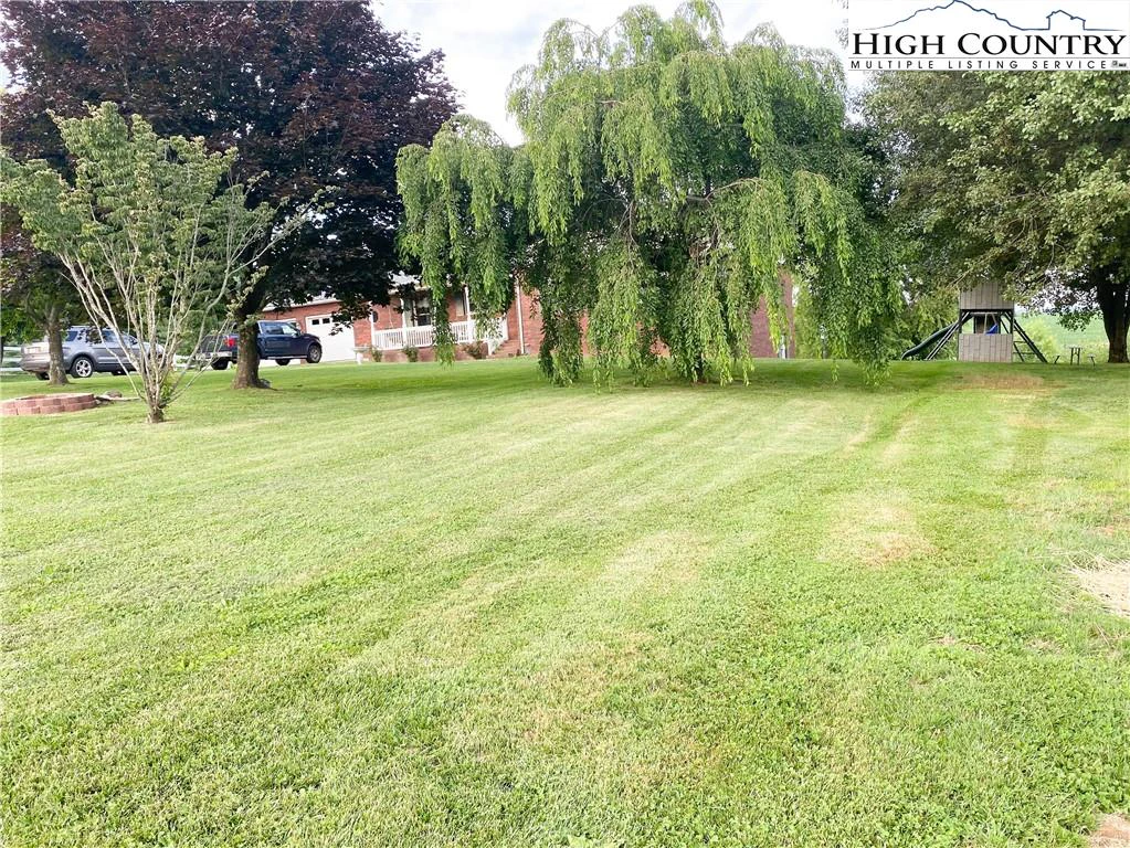 Image number 20 for the current listing