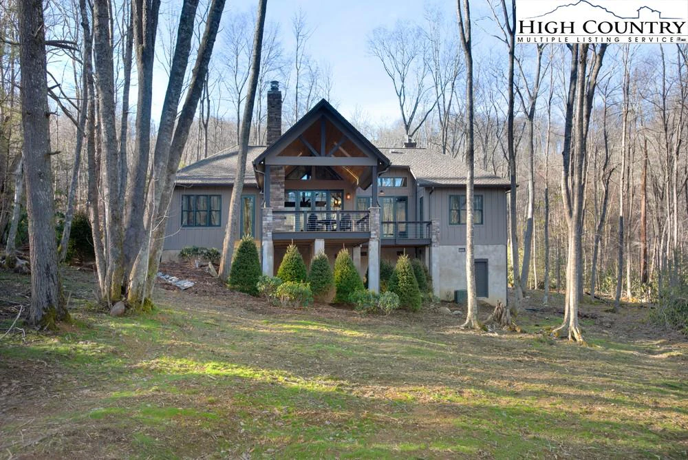 Image number 3 for the current listing