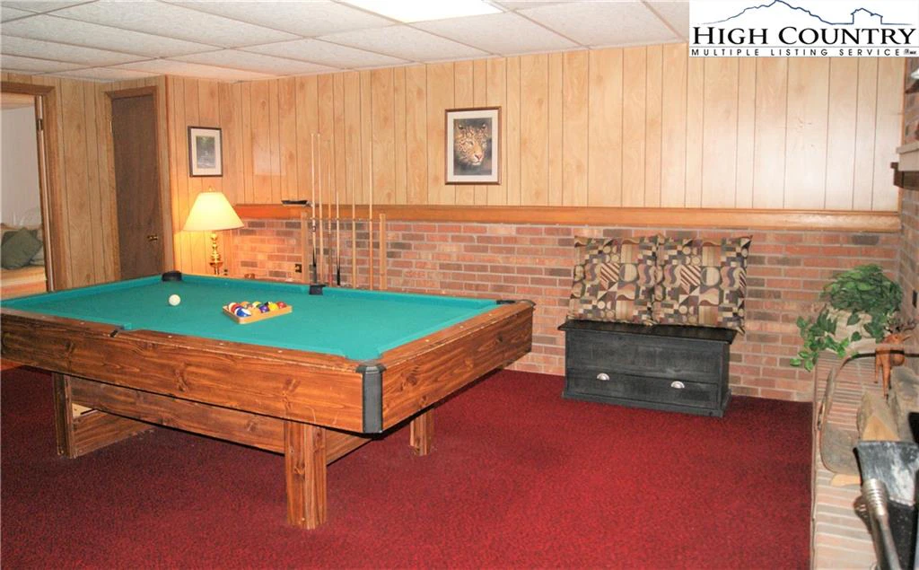 Image number 4 for the current listing