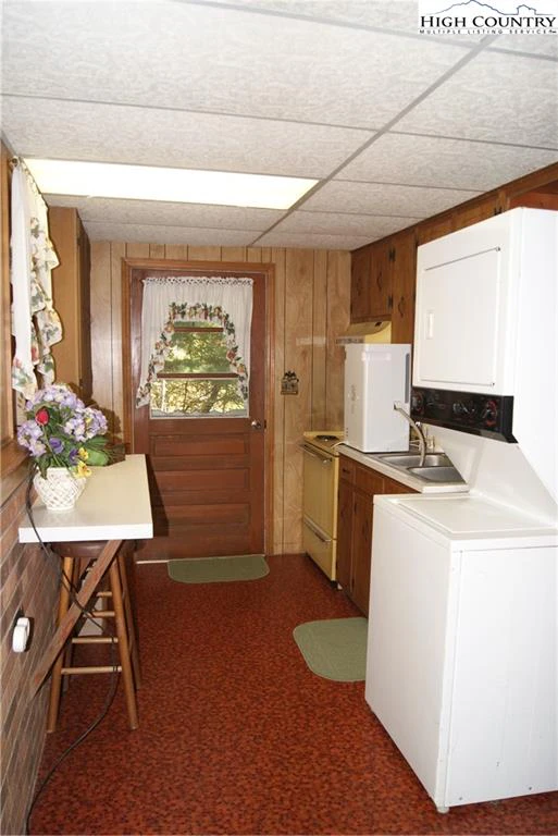 Image number 10 for the current listing