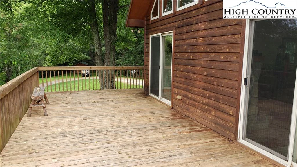 Image number 3 for the current listing