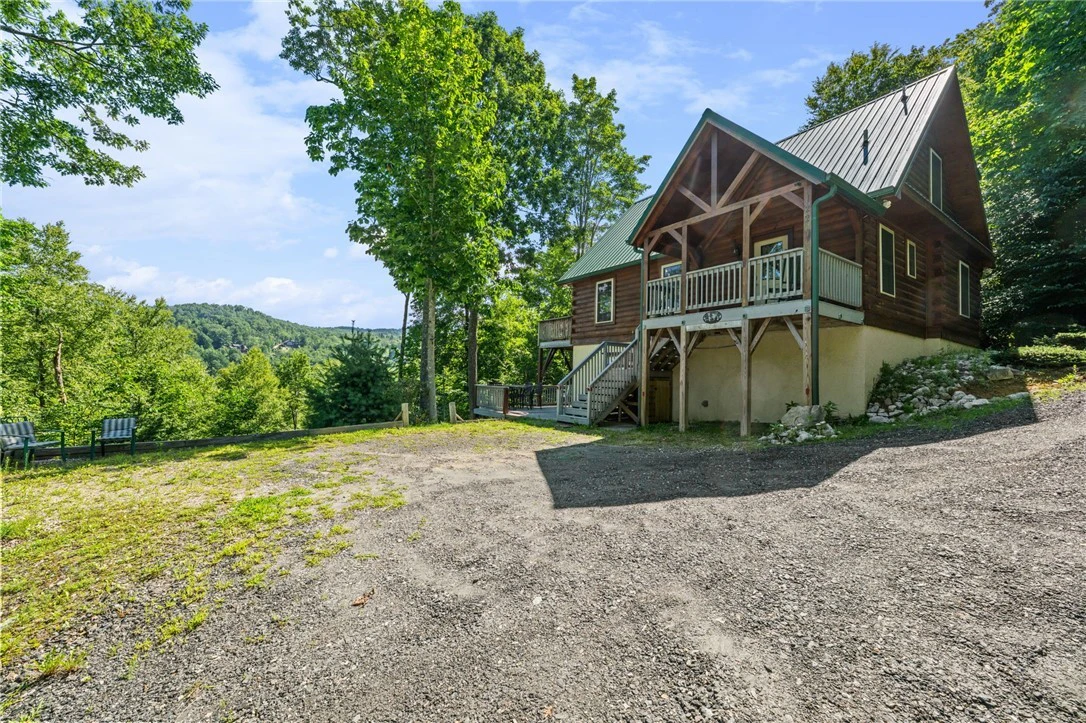Image number 1 for the current listing