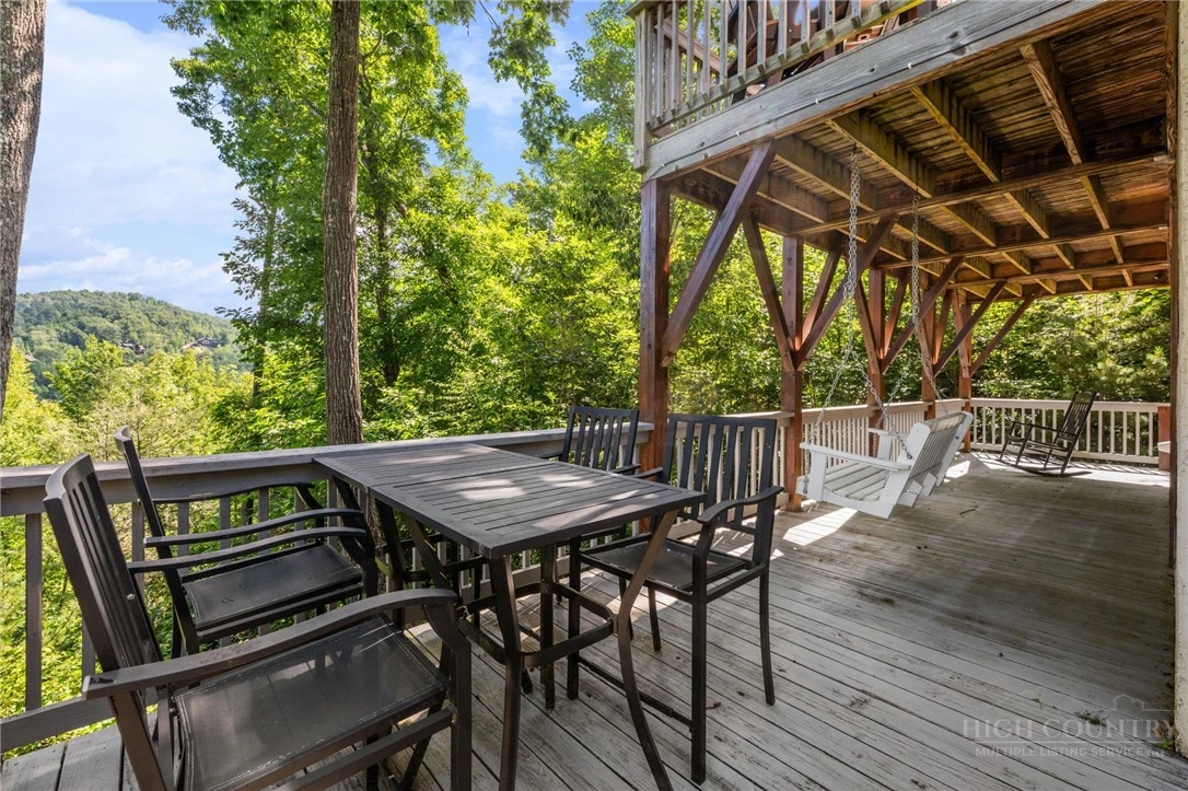 Image number 5 for the current listing
