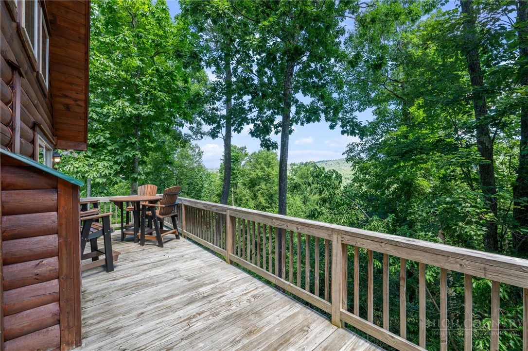 Image number 15 for the current listing