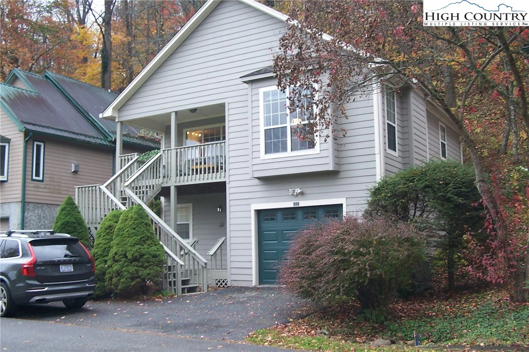 Image number 35 for the current listing