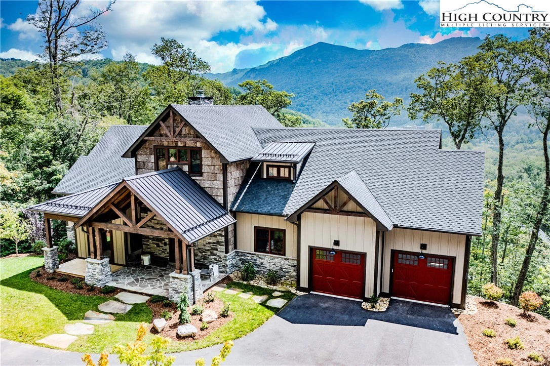 Image number 1 for the current listing