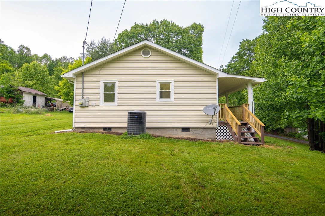 Image number 7 for the current listing