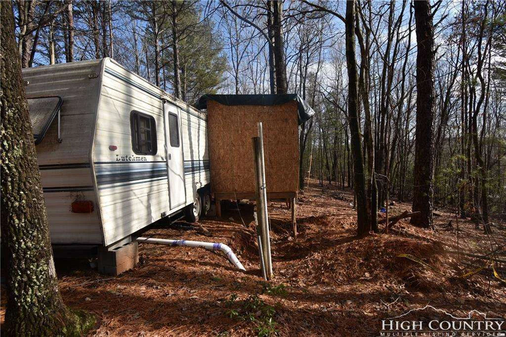Image number 5 for the current listing