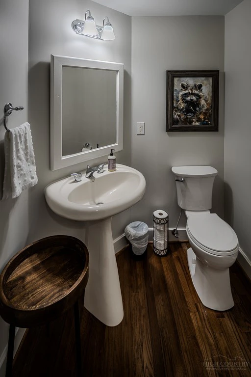 Image number 10 for the current listing