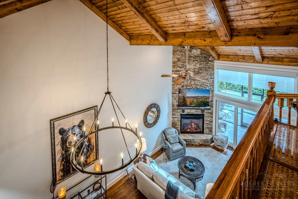 Image number 2 for the current listing